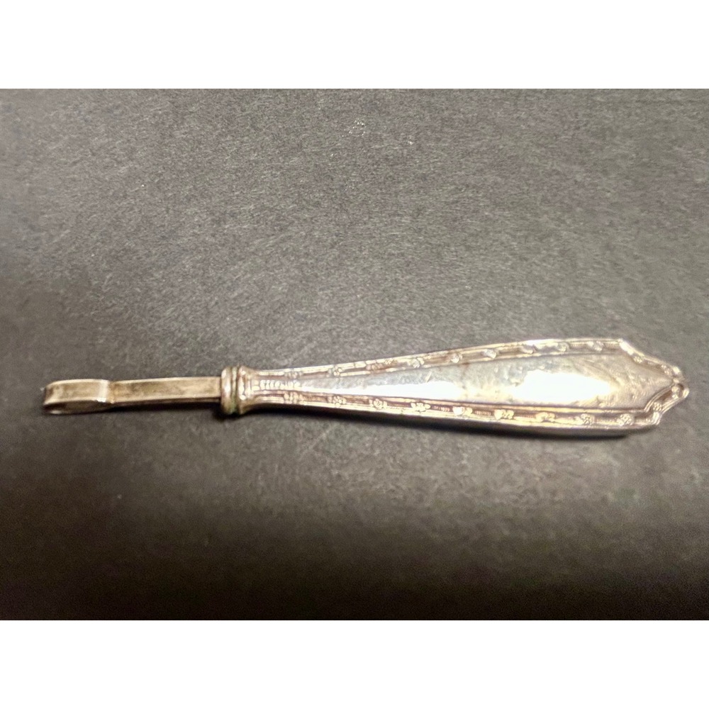 Antique Sterling Silver Daisy Pattern Glove Button Hook Loop Tool c. 1910